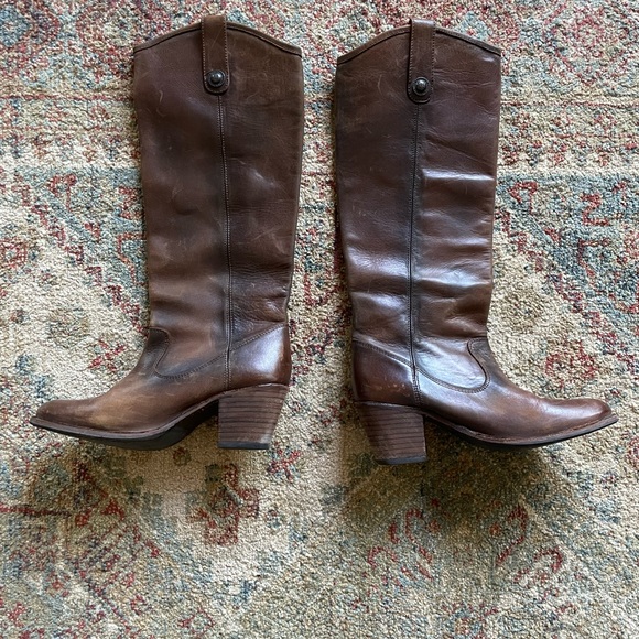 Frye | Jackie Button | Dark Brown - Picture 3 of 7
